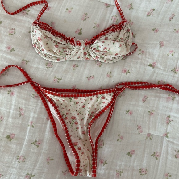 Blackbough Other - Blackbough Floral Bikini with Red Trim